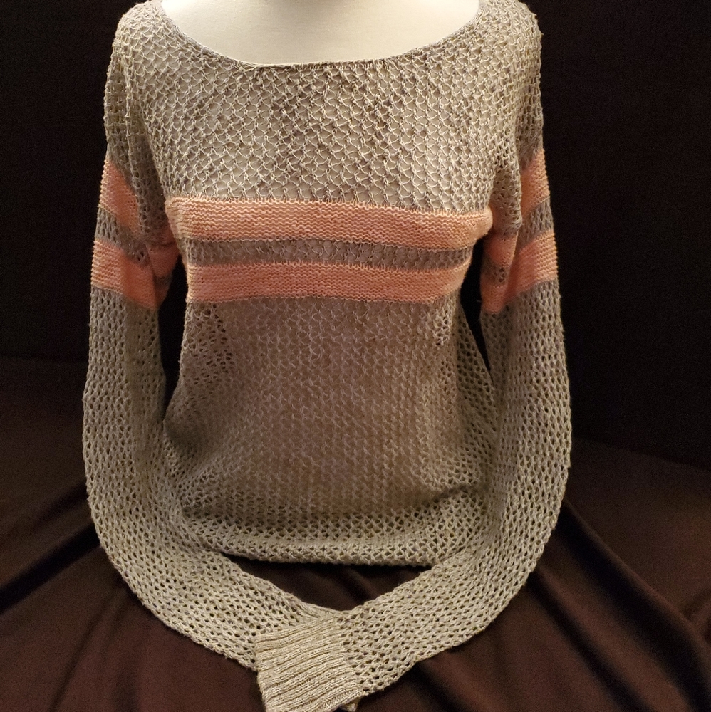 🌺American Eagle Sweater